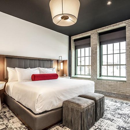 Bottleworks Hotel インディアナポリス エクステリア 写真