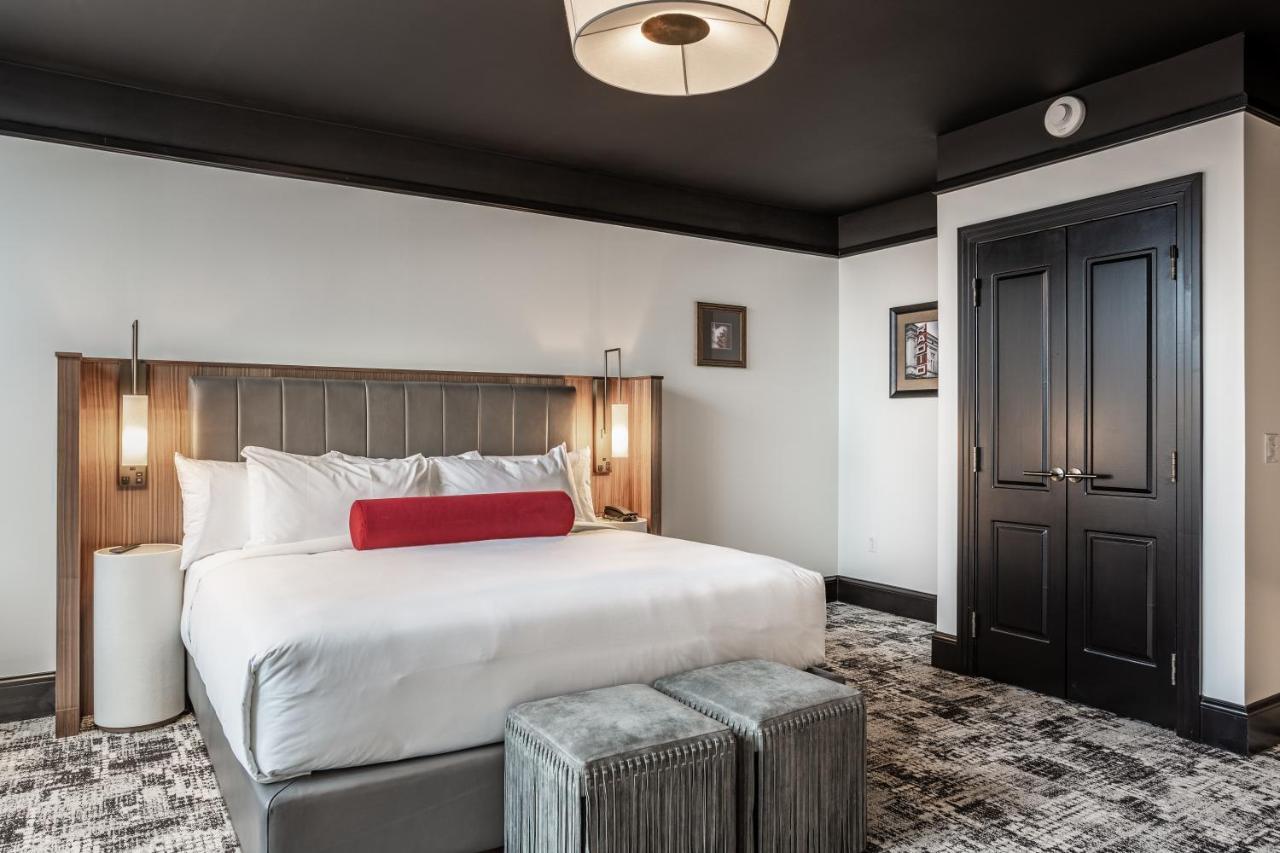 Bottleworks Hotel インディアナポリス エクステリア 写真