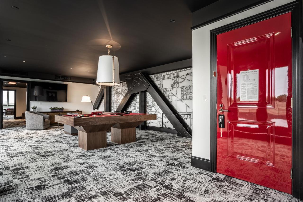 Bottleworks Hotel インディアナポリス エクステリア 写真