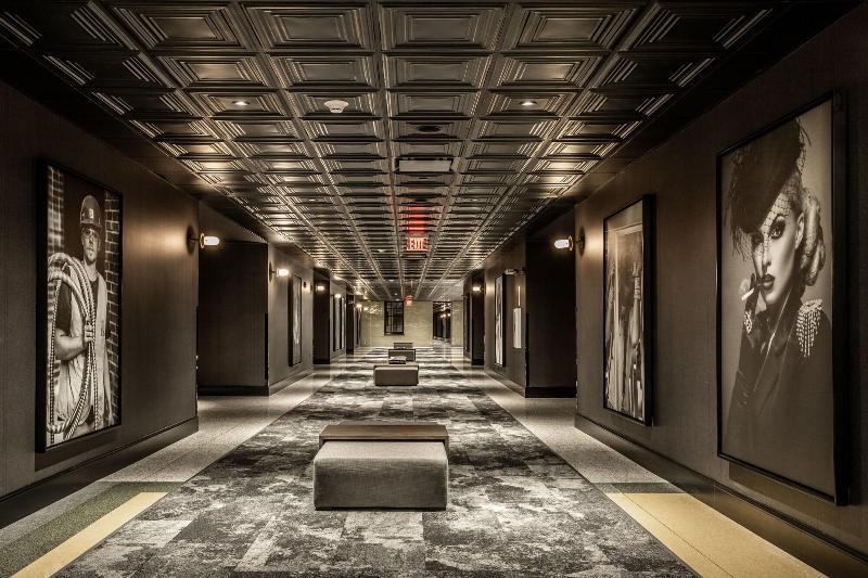 Bottleworks Hotel インディアナポリス エクステリア 写真